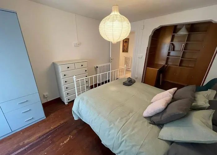 Vivienda Acogedora Y Moderna En Pleno Centro De * Burgo