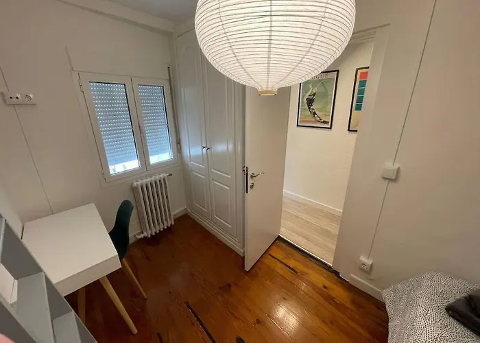 Vivienda Acogedora Y Moderna En Pleno Centro De * Burgo